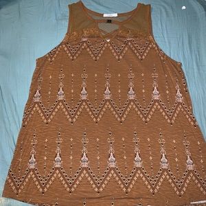 Maurice’s tank top